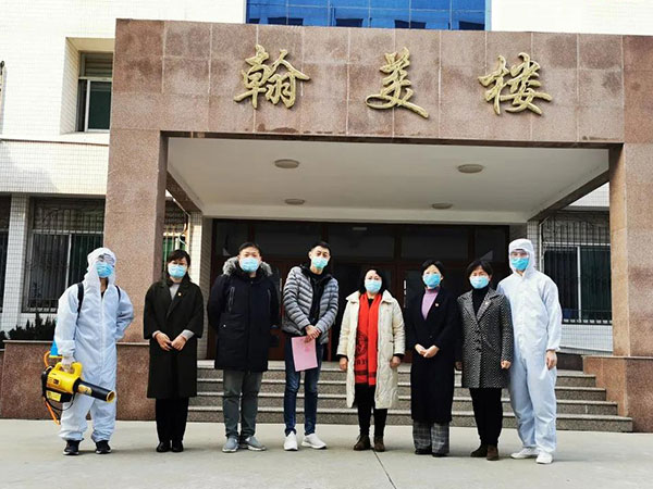 疫情无情 公益有爱--快盈4支援历下教育系统环境消杀公益行动